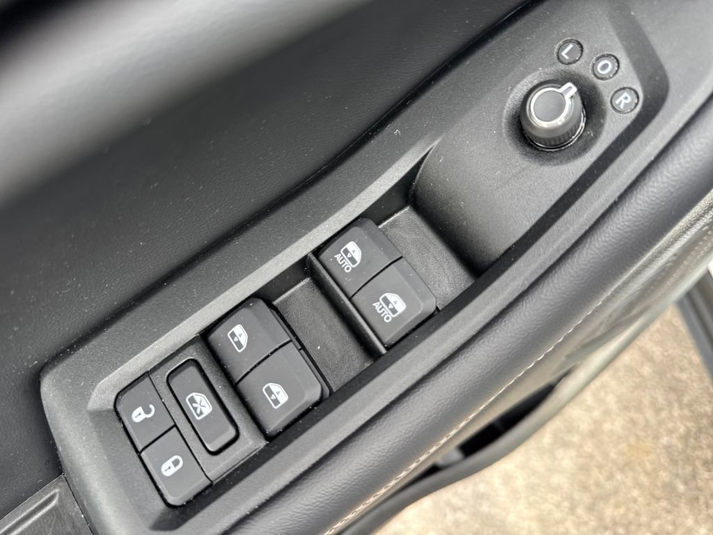 Certified 2024 Jeep Grand Cherokee L Laredo image 14