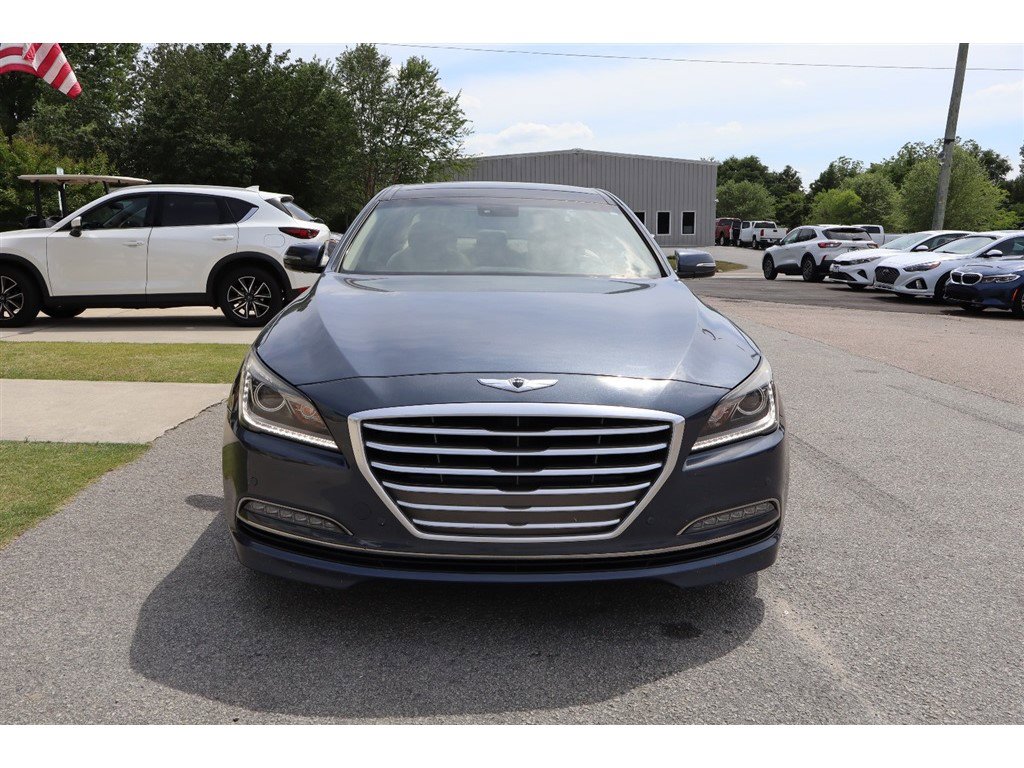 Used 2016 Hyundai Genesis 3.8 w/ Option Group 02 RWD image 9