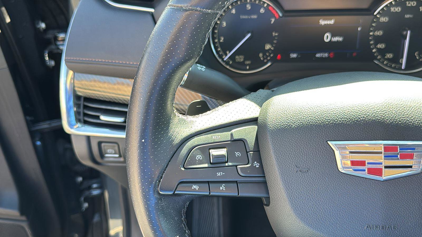 Used 2019 Cadillac XT4 Sport w/ Driver Awareness Package image 4