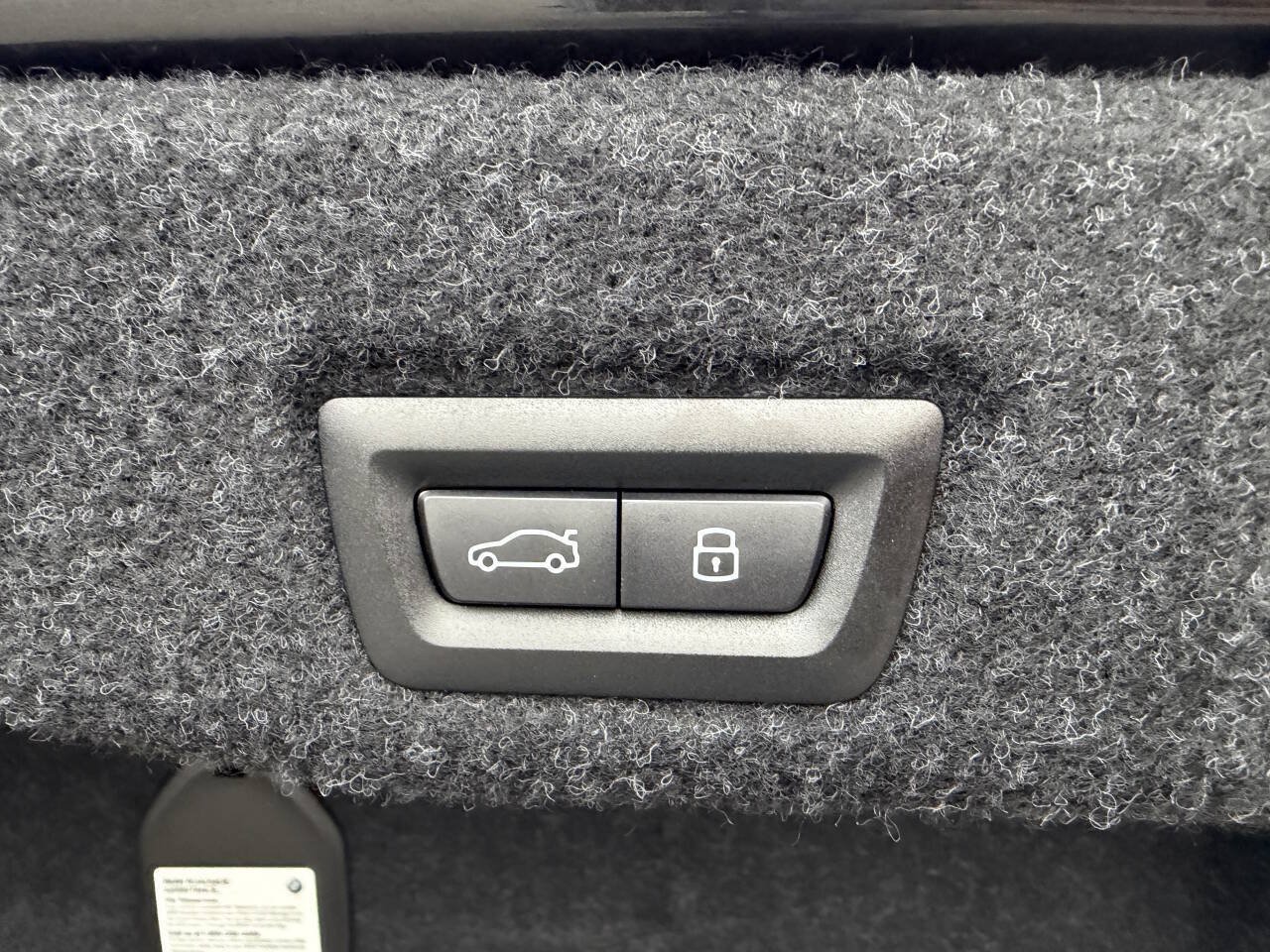 Used 2026 BMW M5 w/ Carbon Package AWD/4WD image 36