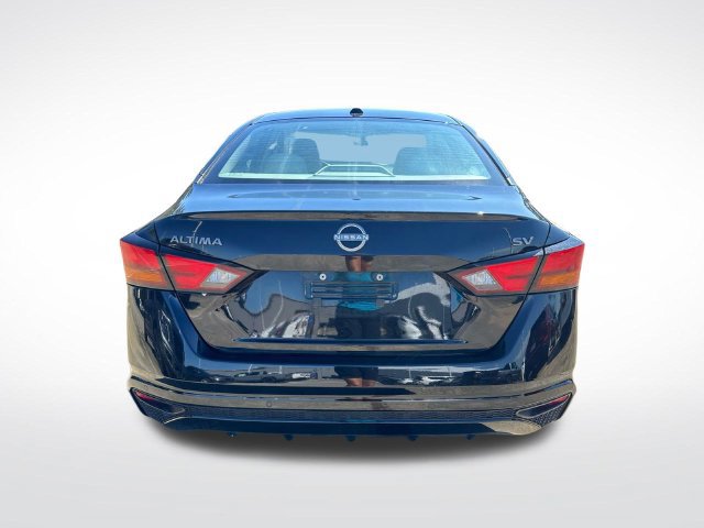 Used 2024 Nissan Altima 2.5 SV FWD image 8