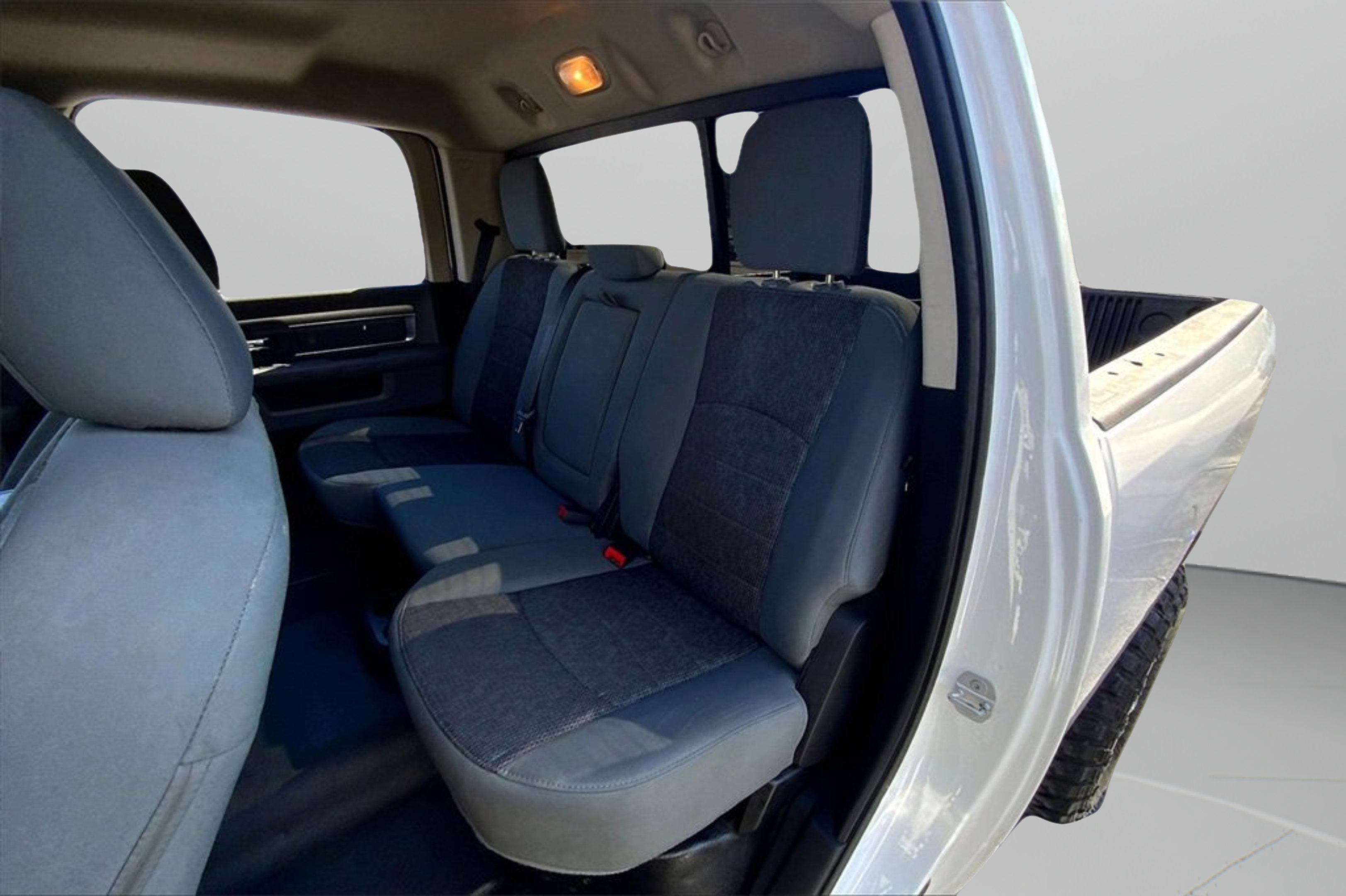 Used 2014 RAM 2500 SLT w/ Protection Group AWD/4WD image 24