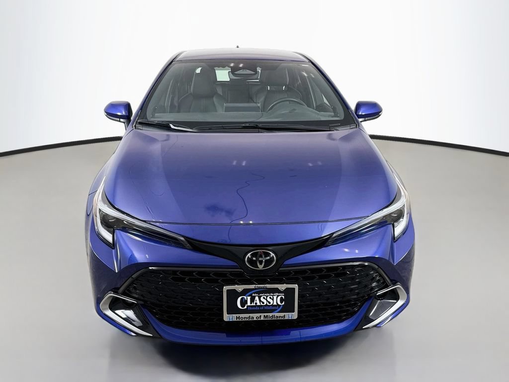 Used 2025 Toyota Corolla XSE FWD image 2