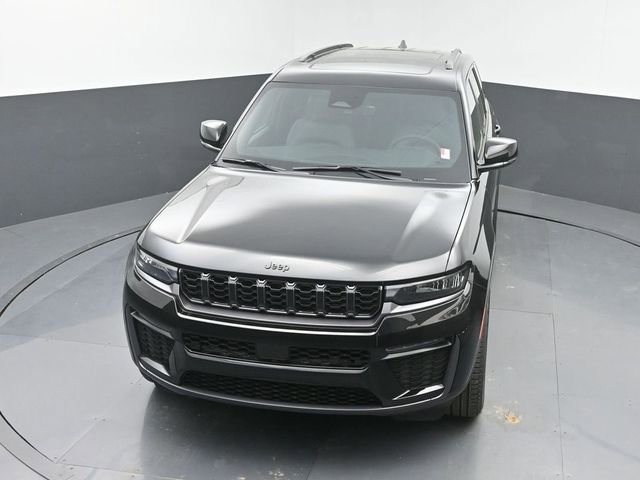 New 2026 Jeep Grand Cherokee Limited w/ Limited Altitude Package AWD/4WD image 27