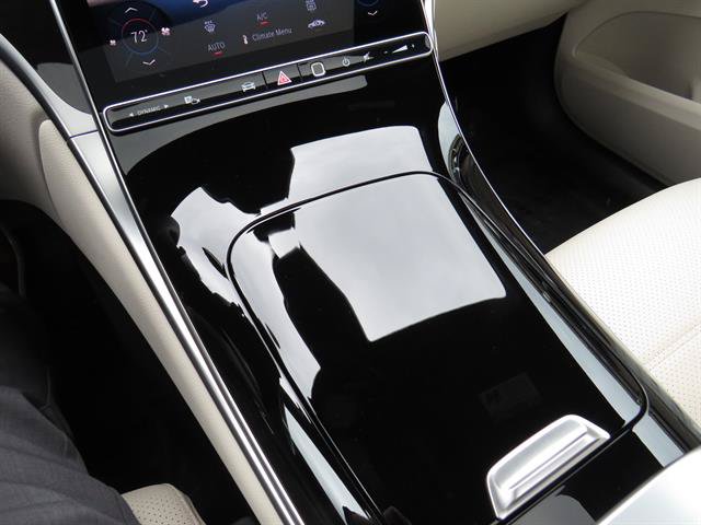 Used 2026 Mercedes-Benz GLC 300 4MATIC image 17