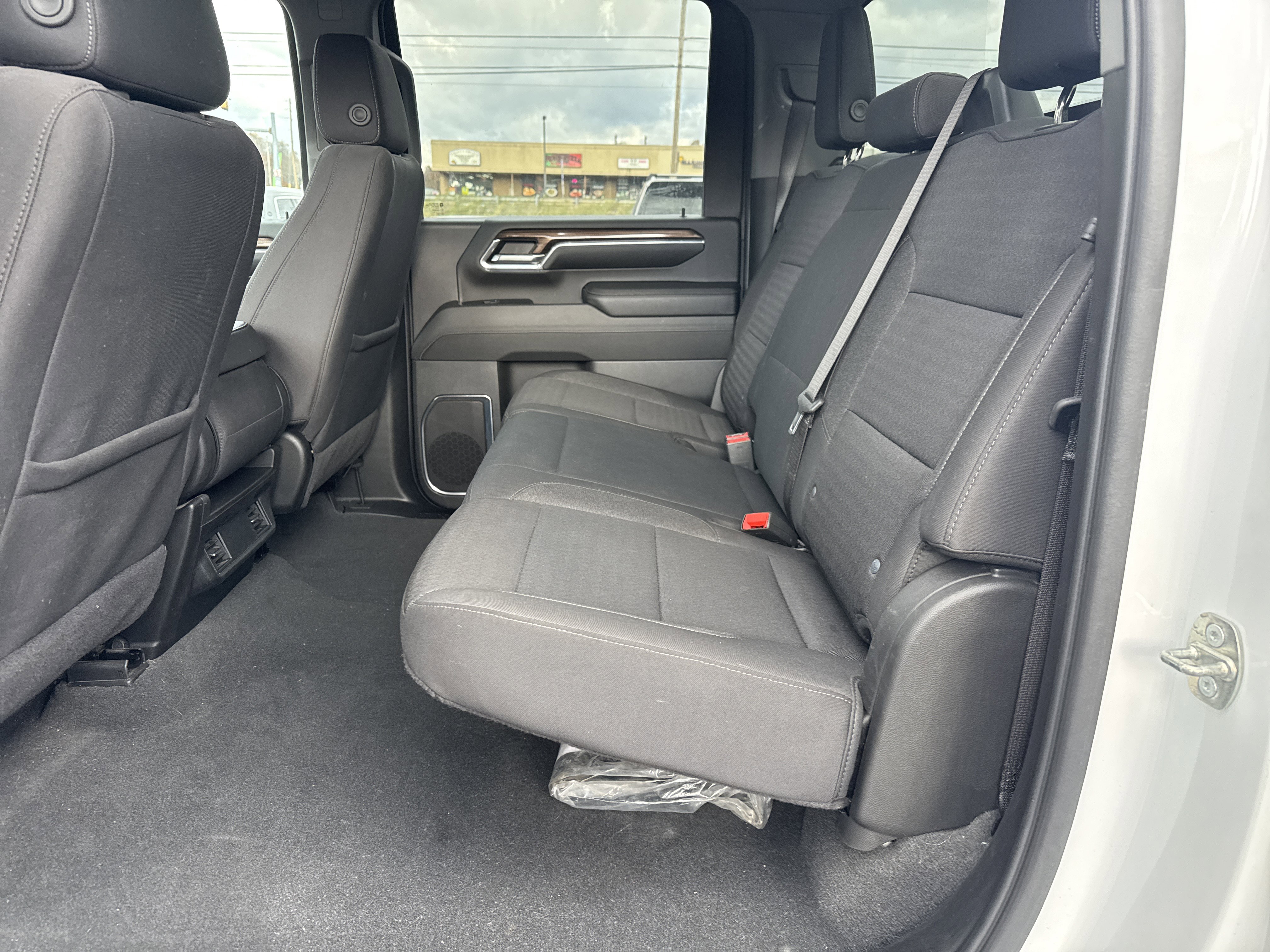 Used 2024 Chevrolet Silverado 2500 LT image 13