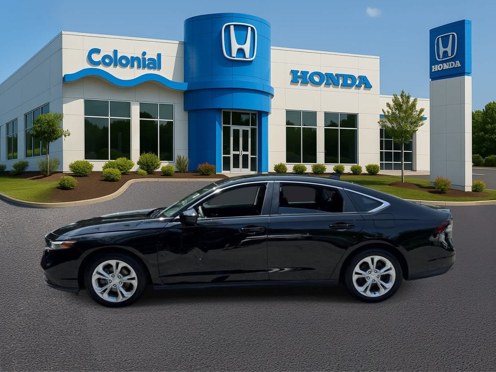 Used 2025 Honda Accord LX image 3