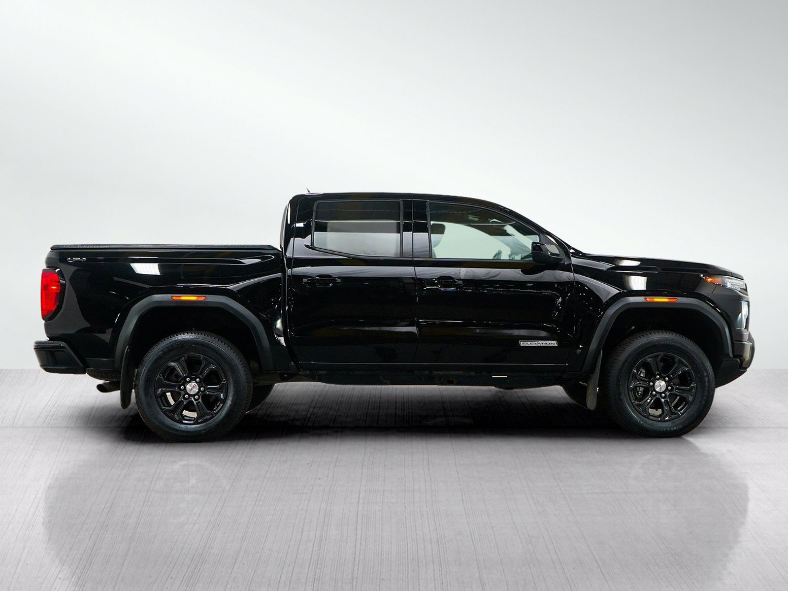 Used 2023 GMC Canyon Elevation w/ Convenience Package AWD/4WD image 6
