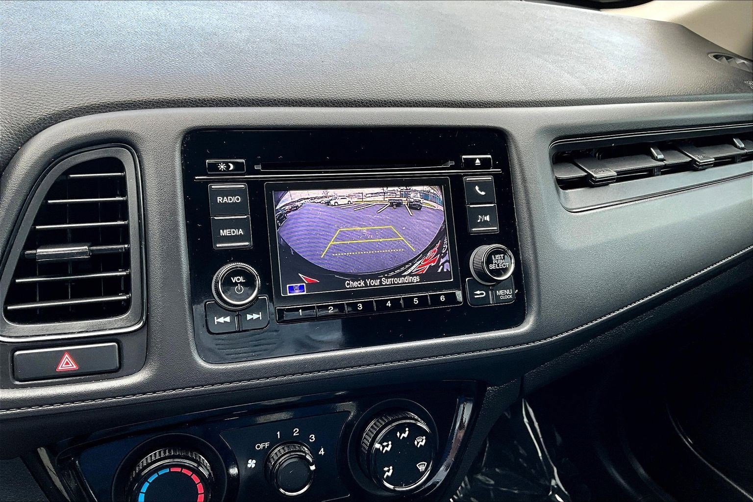 Used 2021 Honda HR-V LX image 14