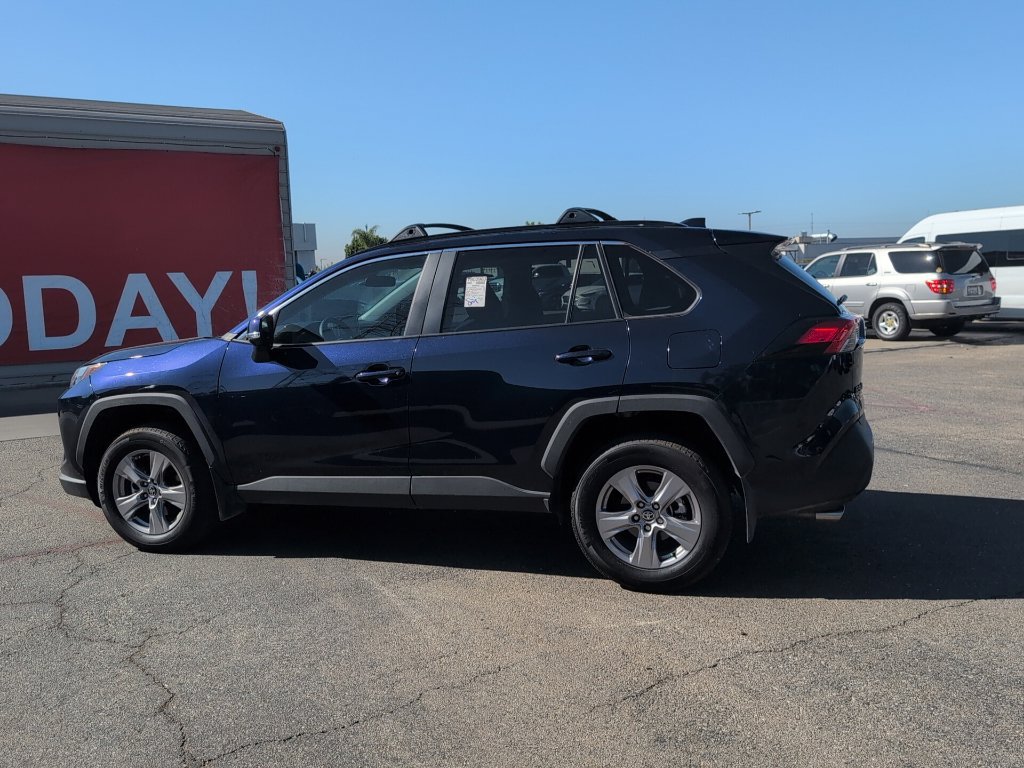 Certified 2025 Toyota RAV4 XLE FWD image 8