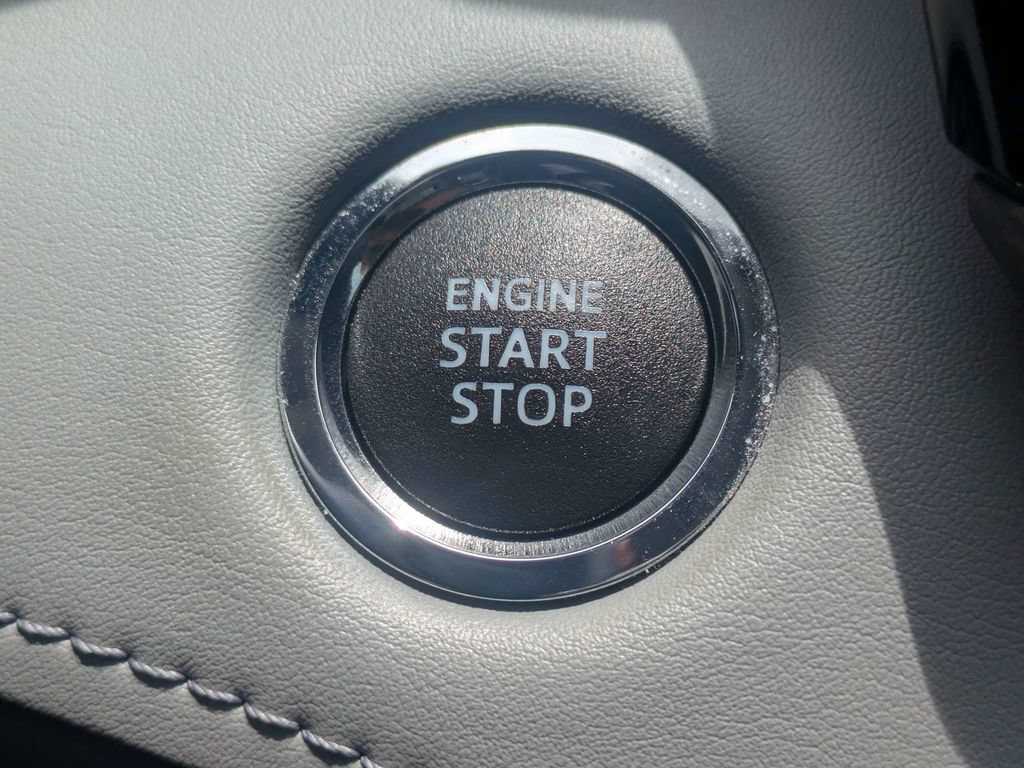 Used 2022 Toyota Highlander Limited FWD image 33