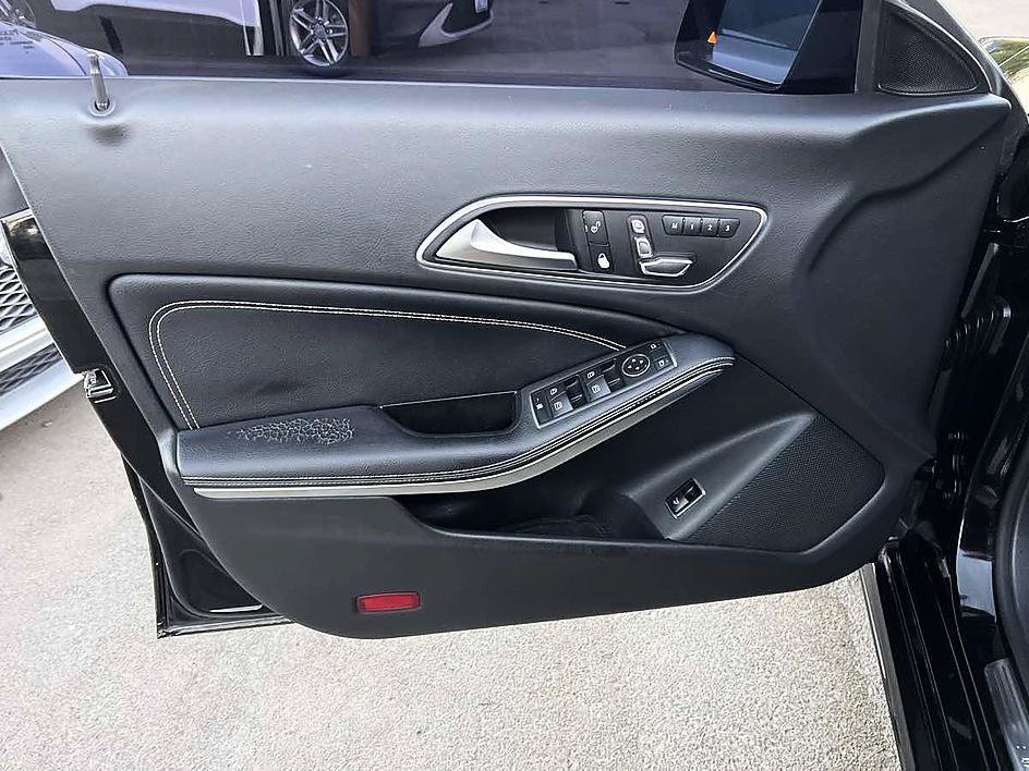 Used 2018 Mercedes-Benz CLA 250 image 10