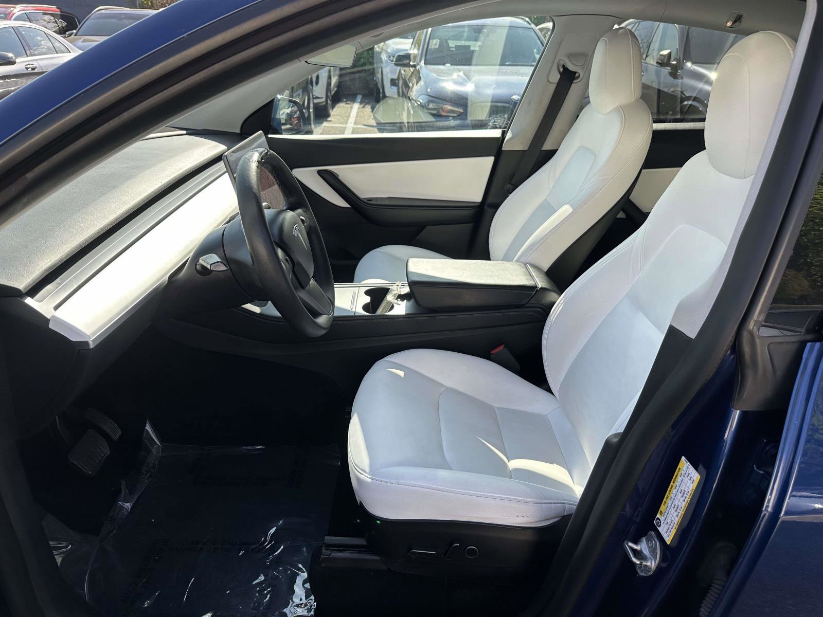 Used 2021 Tesla Model Y Long Range AWD/4WD image 14