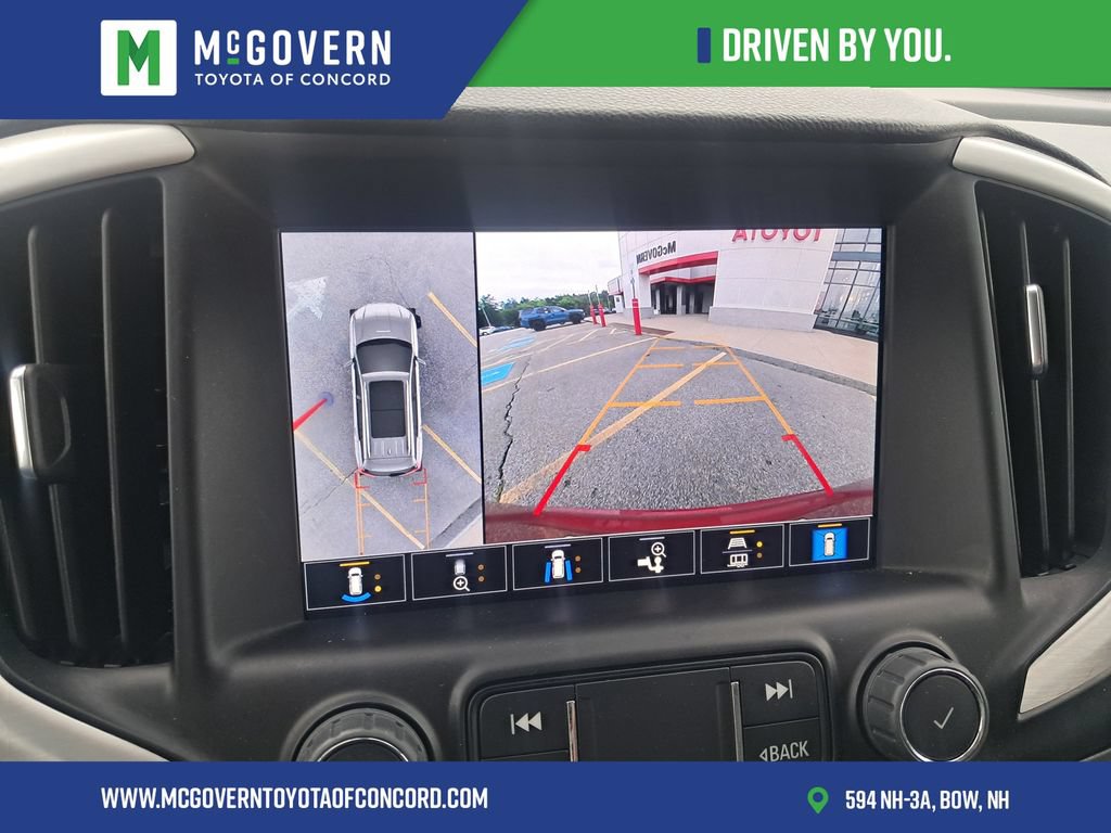 Used 2024 GMC Terrain SLT w/ Infotainment Package II AWD/4WD image 37