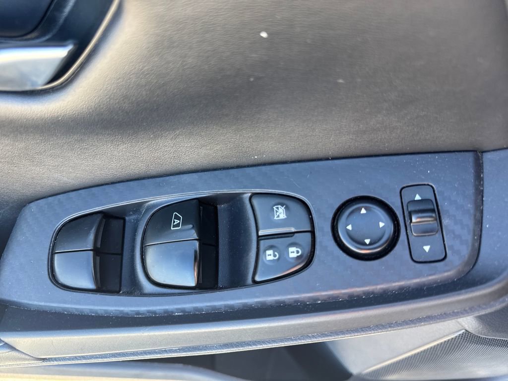 Used 2023 Nissan Sentra SV image 24