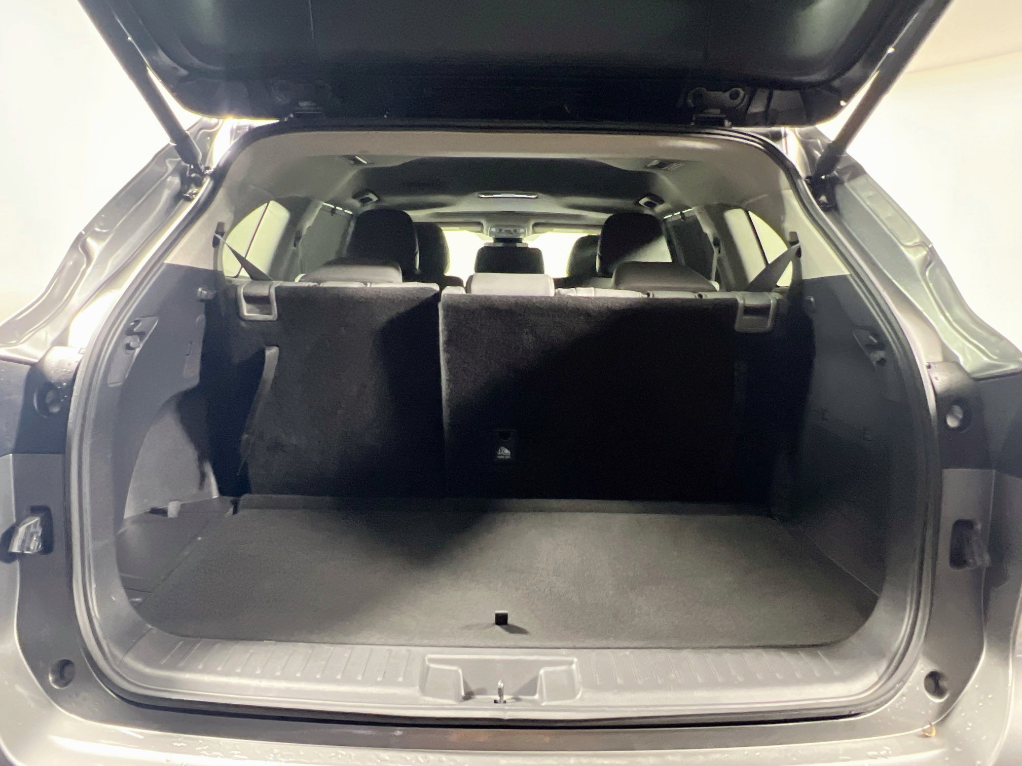 Used 2026 Toyota Highlander XLE AWD/4WD image 33