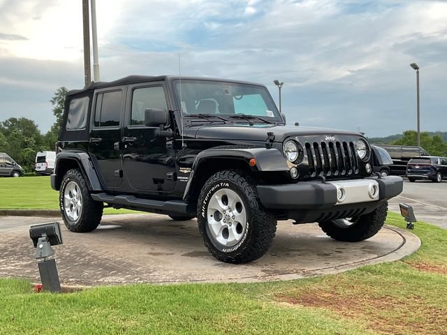 Used 2015 Jeep Wrangler Unlimited Sahara w/ Connectivity Group AWD/4WD image 1