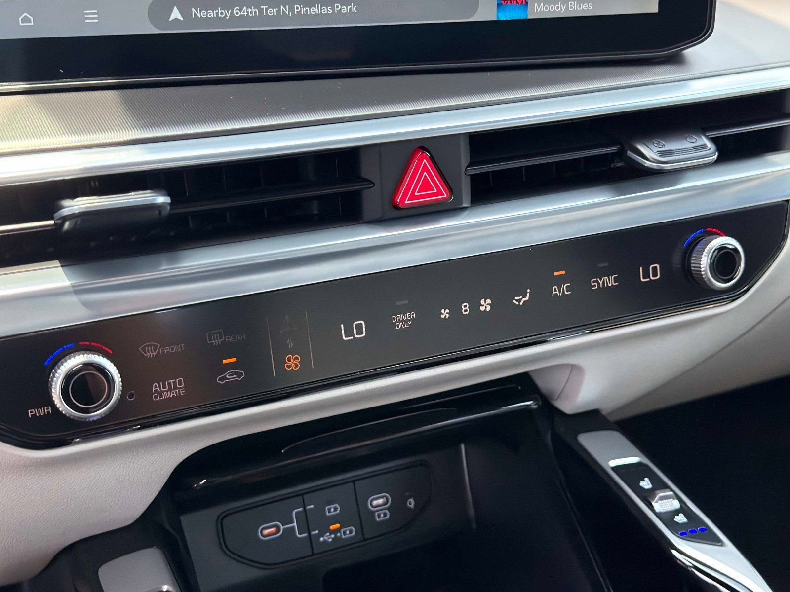 New 2026 Kia Sorento SX Prestige AWD/4WD image 24