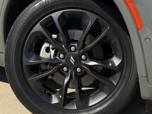 Used 2024 Dodge Durango R/T w/ Blacktop Package RWD image 9