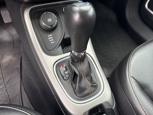 Used 2021 Jeep Compass Latitude w/ Driver Assistance Group AWD/4WD image 28