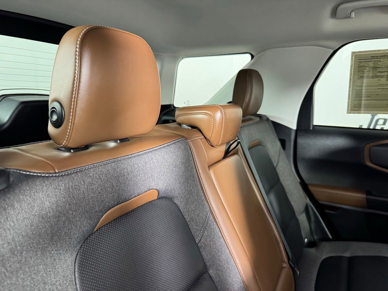 Used 2021 Ford Bronco Sport Outer Banks w/ Outer Banks Package (96D) image 27