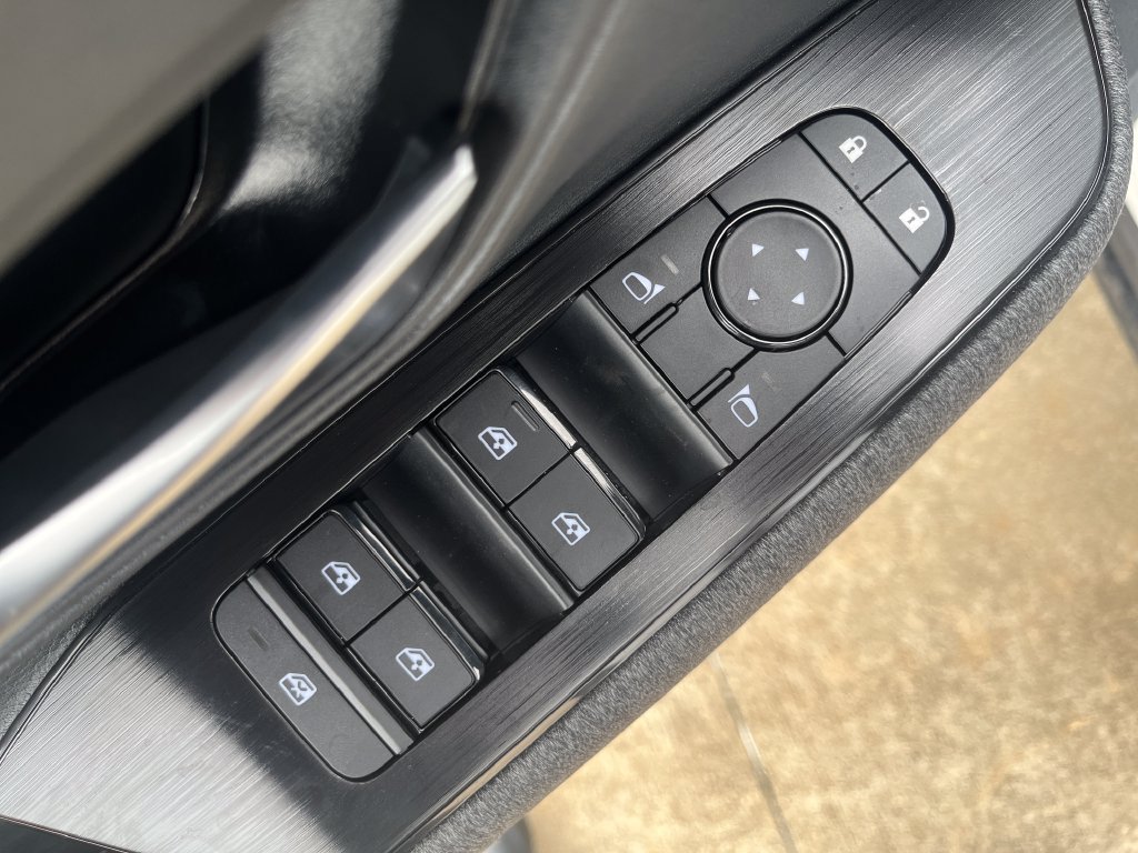 New 2027 Nissan Kicks SV AWD/4WD image 11