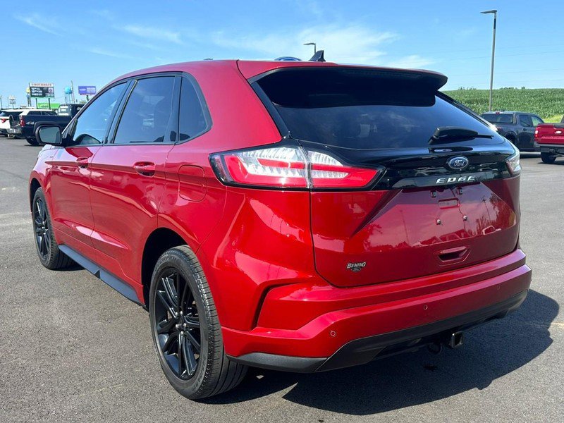 Used 2022 Ford Edge ST-Line w/ Class II Trailer Tow Package image 6