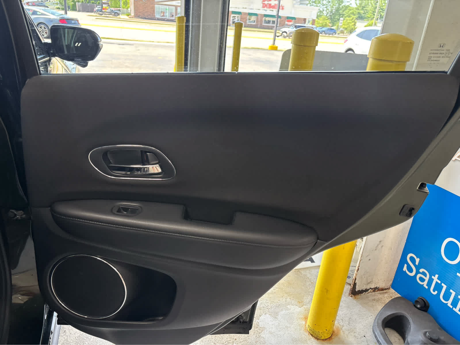 Used 2018 Honda HR-V EX image 30