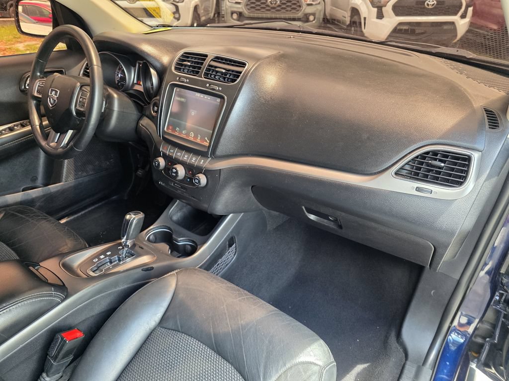 Used 2019 Dodge Journey Crossroad FWD image 10