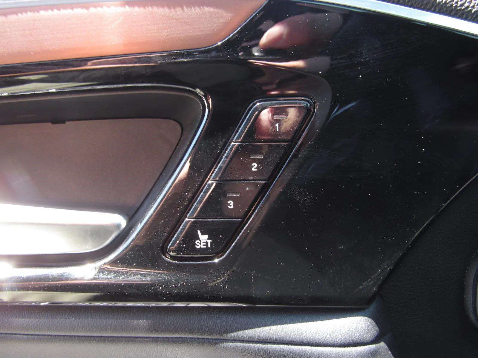 Certified 2022 Acura MDX w/ Technology Package FWD image 25