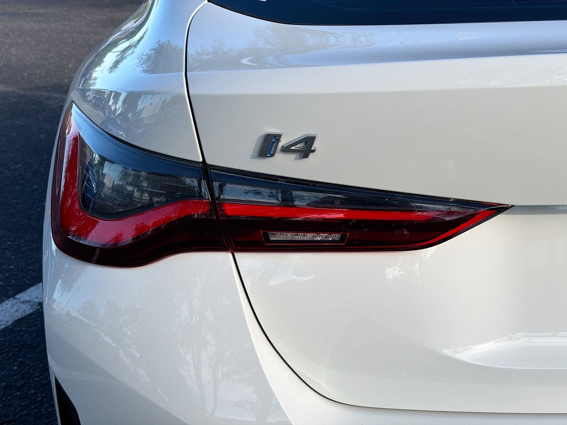 Certified 2023 BMW i4 eDrive35 image 10