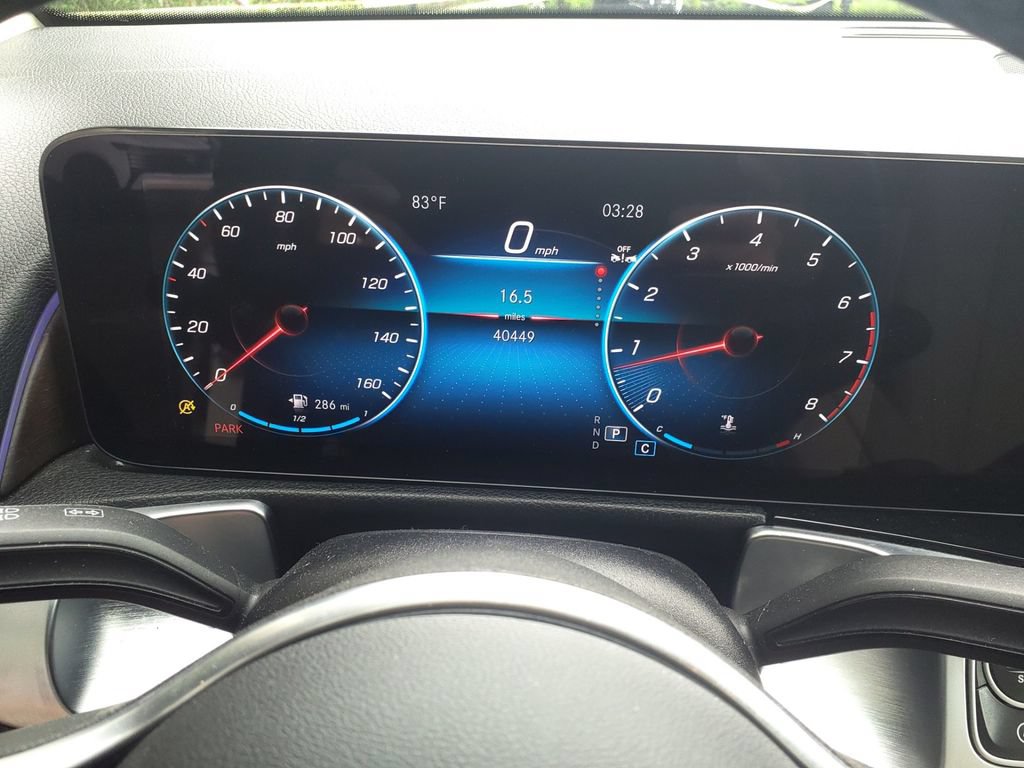 Certified 2023 Mercedes-Benz GLB 250 4MATIC w/ Premium Package image 24