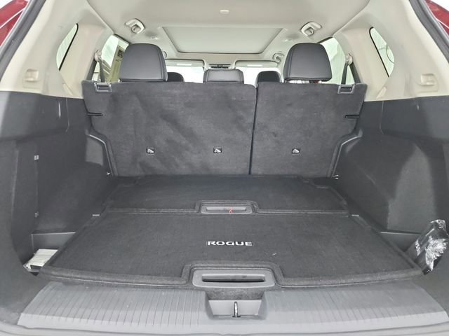 Used 2024 Nissan Rogue SL w/ SL Premium Package FWD image 51
