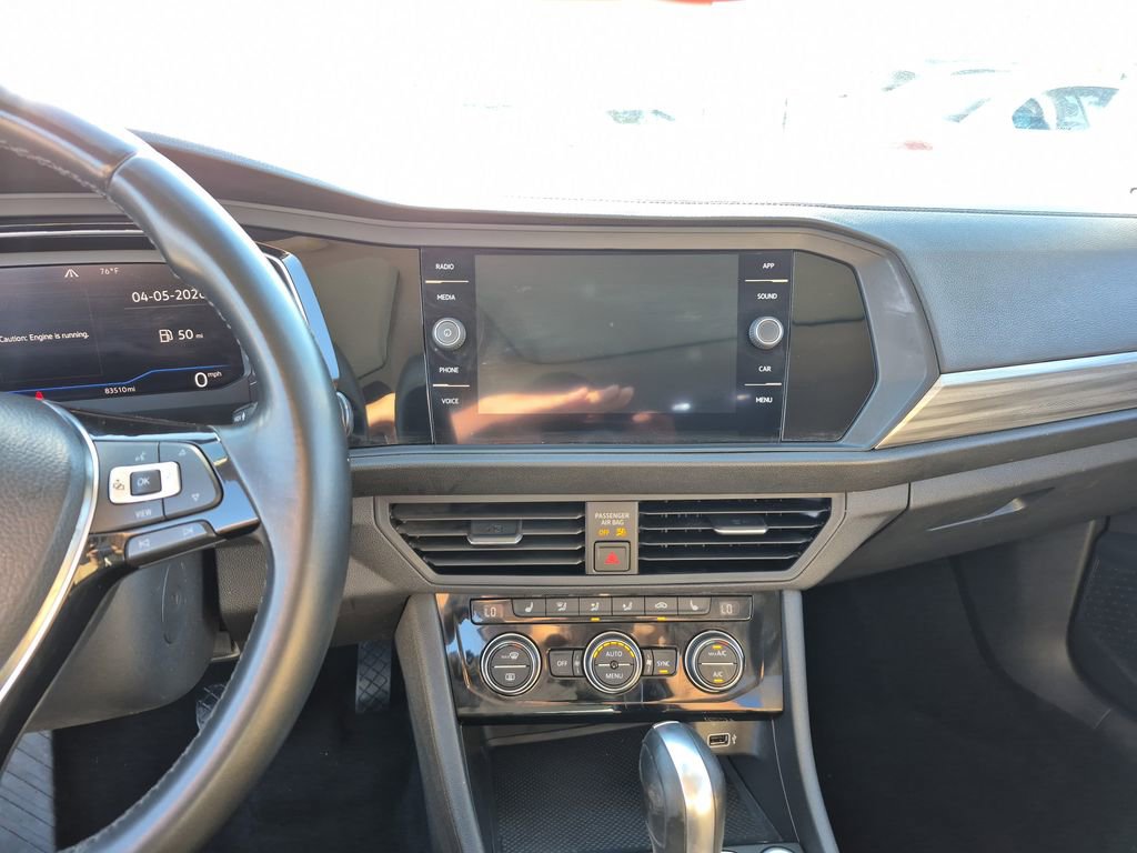 Used 2019 Volkswagen Jetta SEL image 16