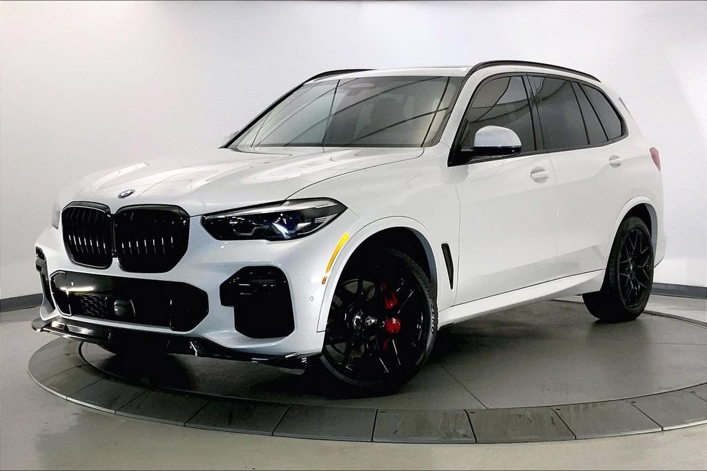 Used 2022 BMW X5 xDrive40i w/ M Sport Package AWD/4WD image 11