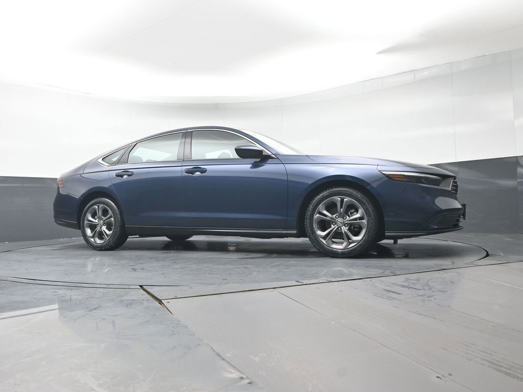 Used 2024 Honda Accord EX image 32