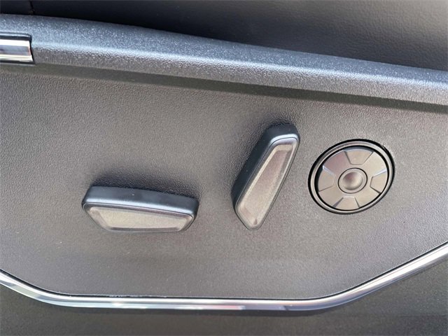 New 2025 Ford F350 Platinum w/ FX4 Off-Road Package image 15