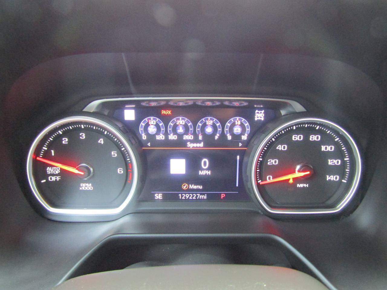 Used 2021 Chevrolet Tahoe Z71 w/ Z71 Off-Road Package AWD/4WD image 18