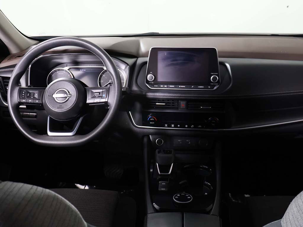 Used 2023 Nissan Rogue SV image 28