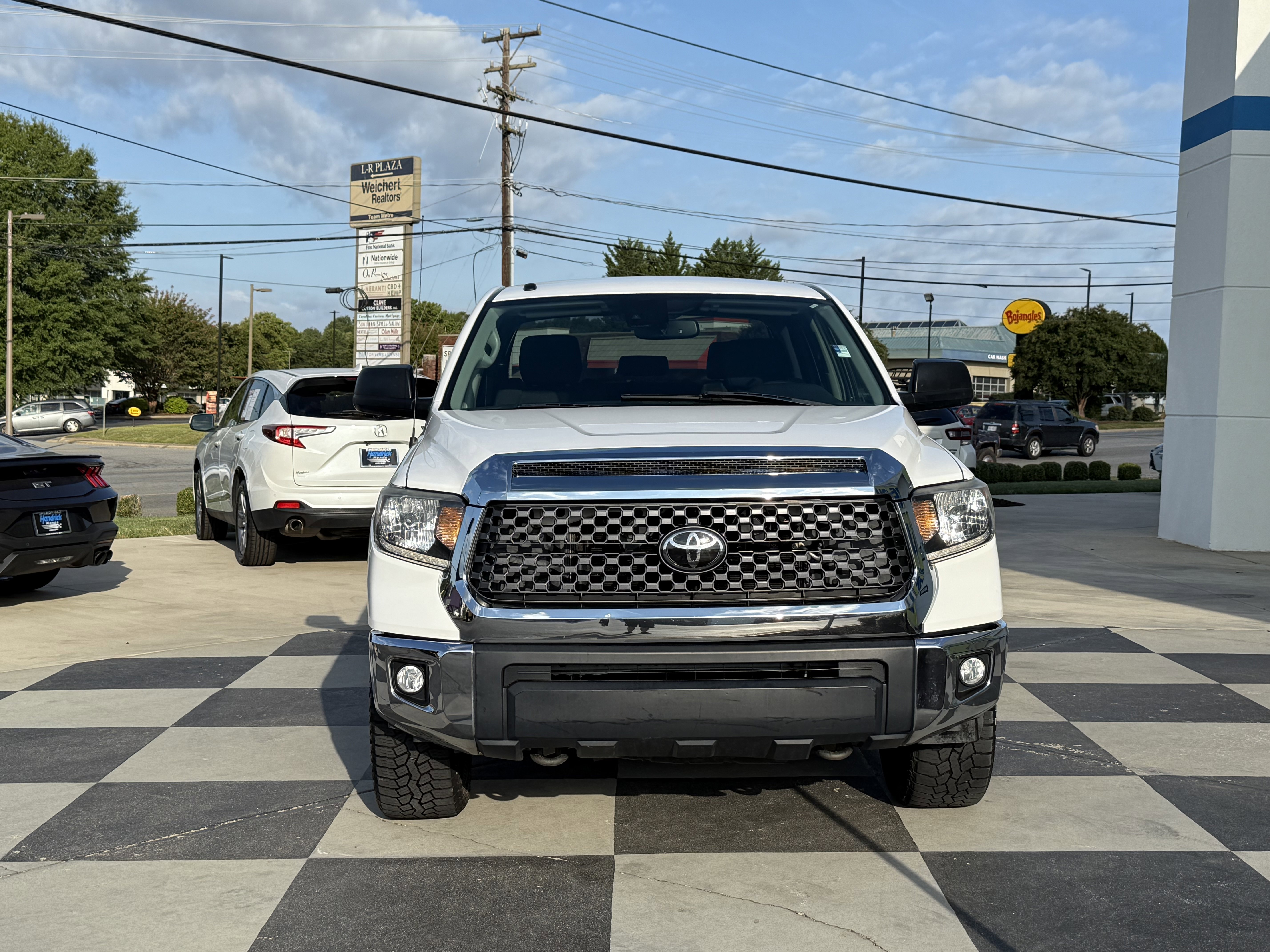 Used 2019 Toyota Tundra SR5 image 3