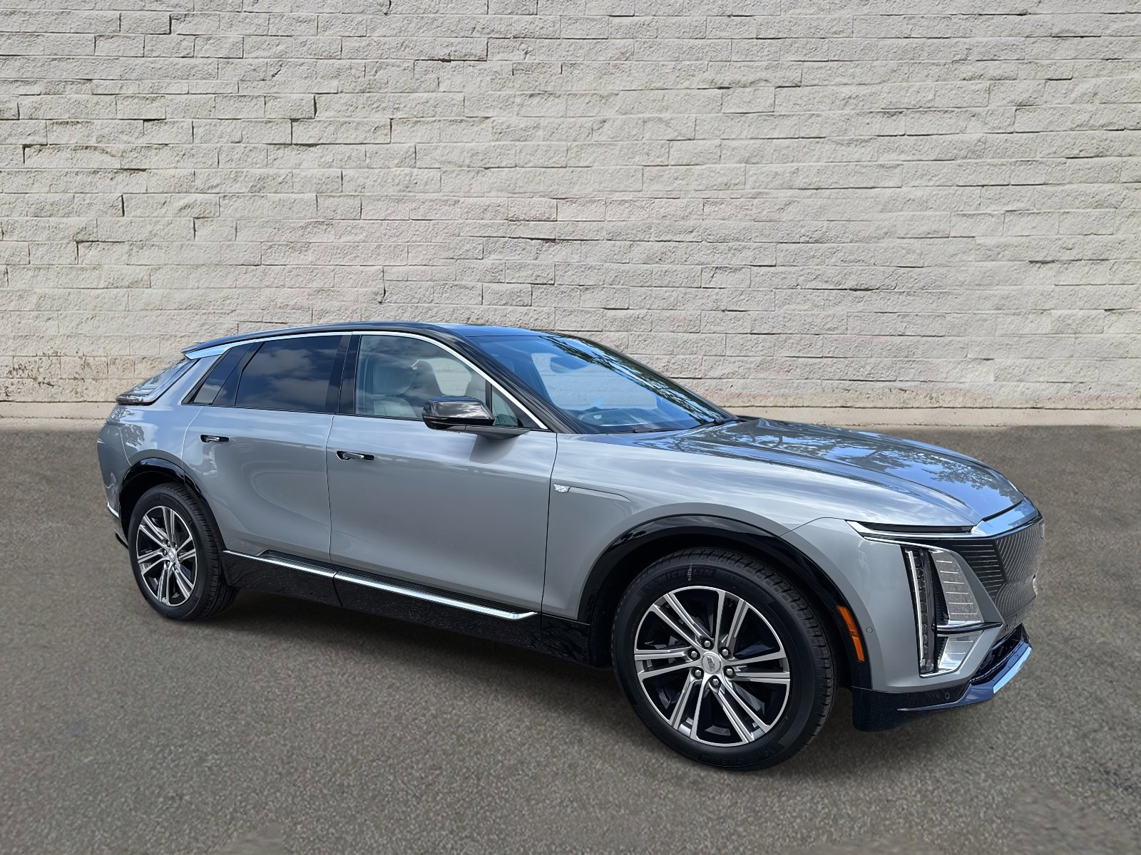 New 2026 Cadillac Lyriq Luxury image 5