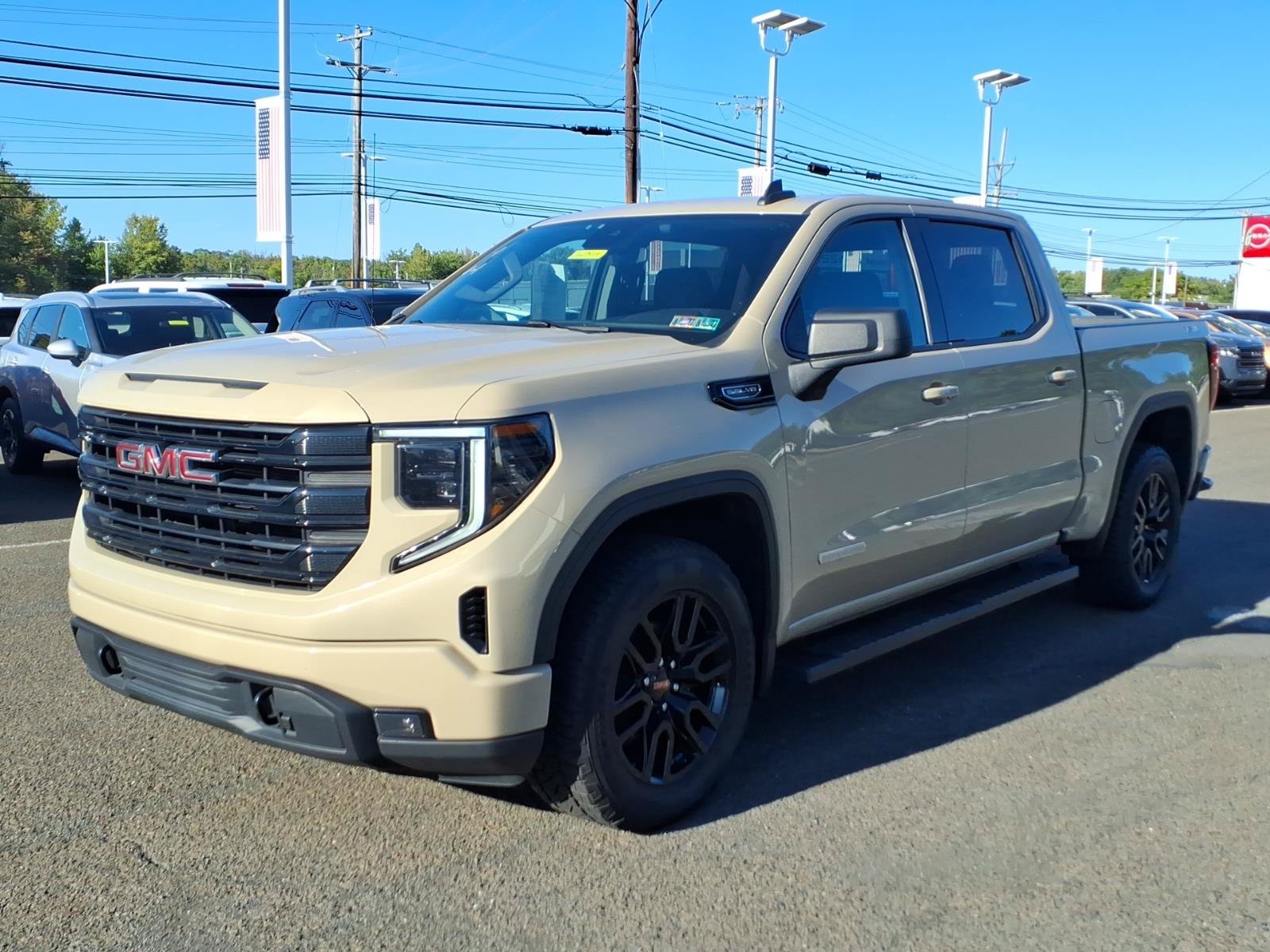 Certified 2022 GMC Sierra 1500 Elevation w/ X31 Off-Road Package AWD/4WD image 8