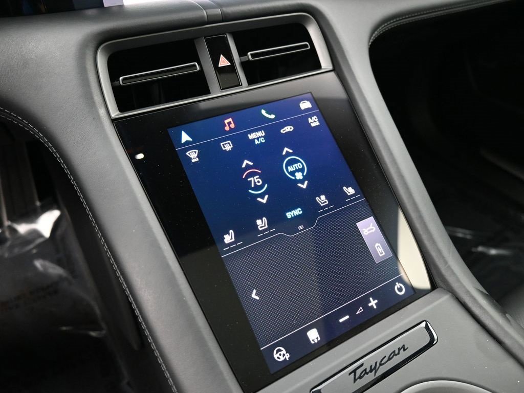 Used 2025 Porsche Taycan image 22