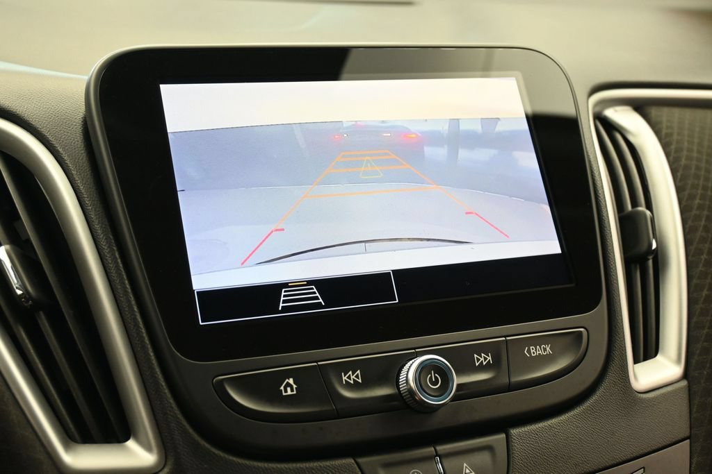 Used 2024 Chevrolet Malibu LT FWD image 18