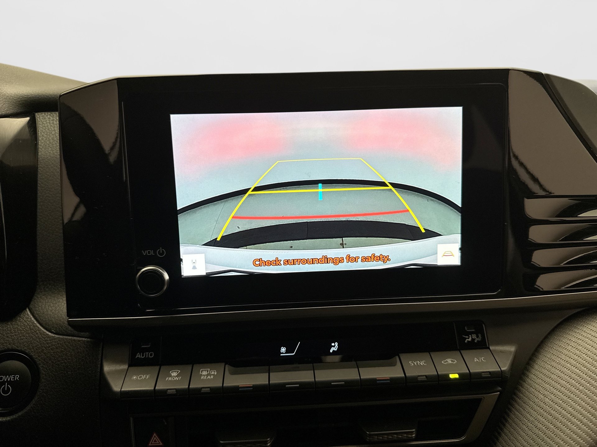 Used 2025 Toyota Camry SE w/ Convenience Package FWD image 16
