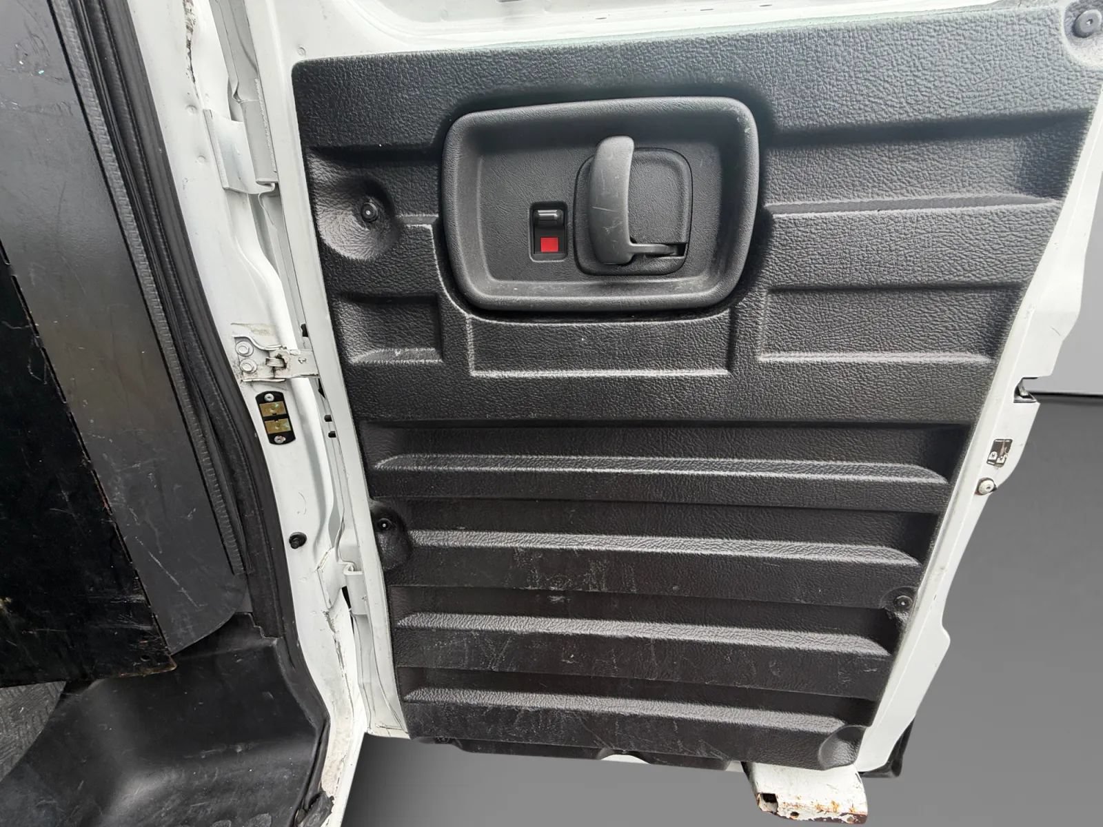 Used 2022 GMC Savana 2500 w/ Driver Convenience Package RWD image 31