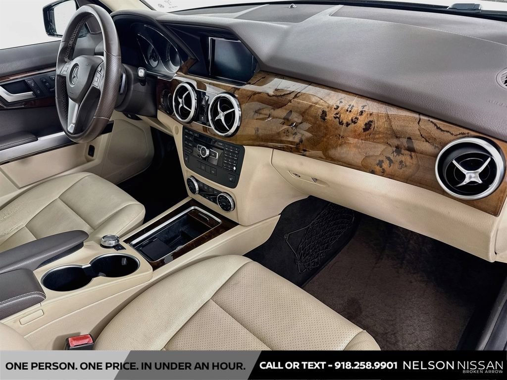 Used 2015 Mercedes-Benz GLK 350 2WD image 30
