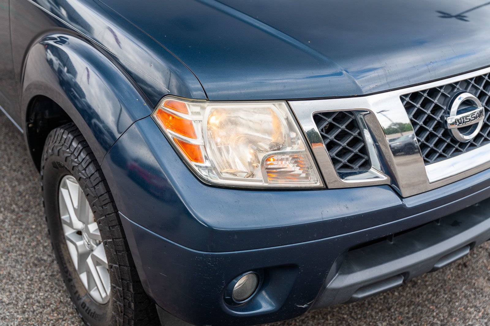 Used 2016 Nissan Frontier SV w/ SV Value Truck Package RWD image 10