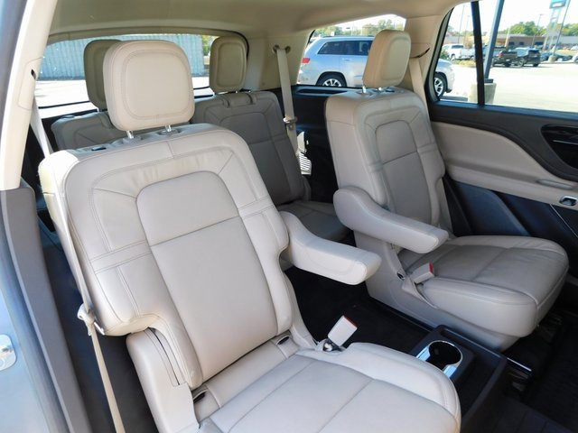 Used 2023 Lincoln Aviator Grand Touring w/ Elements Package Plus image 21