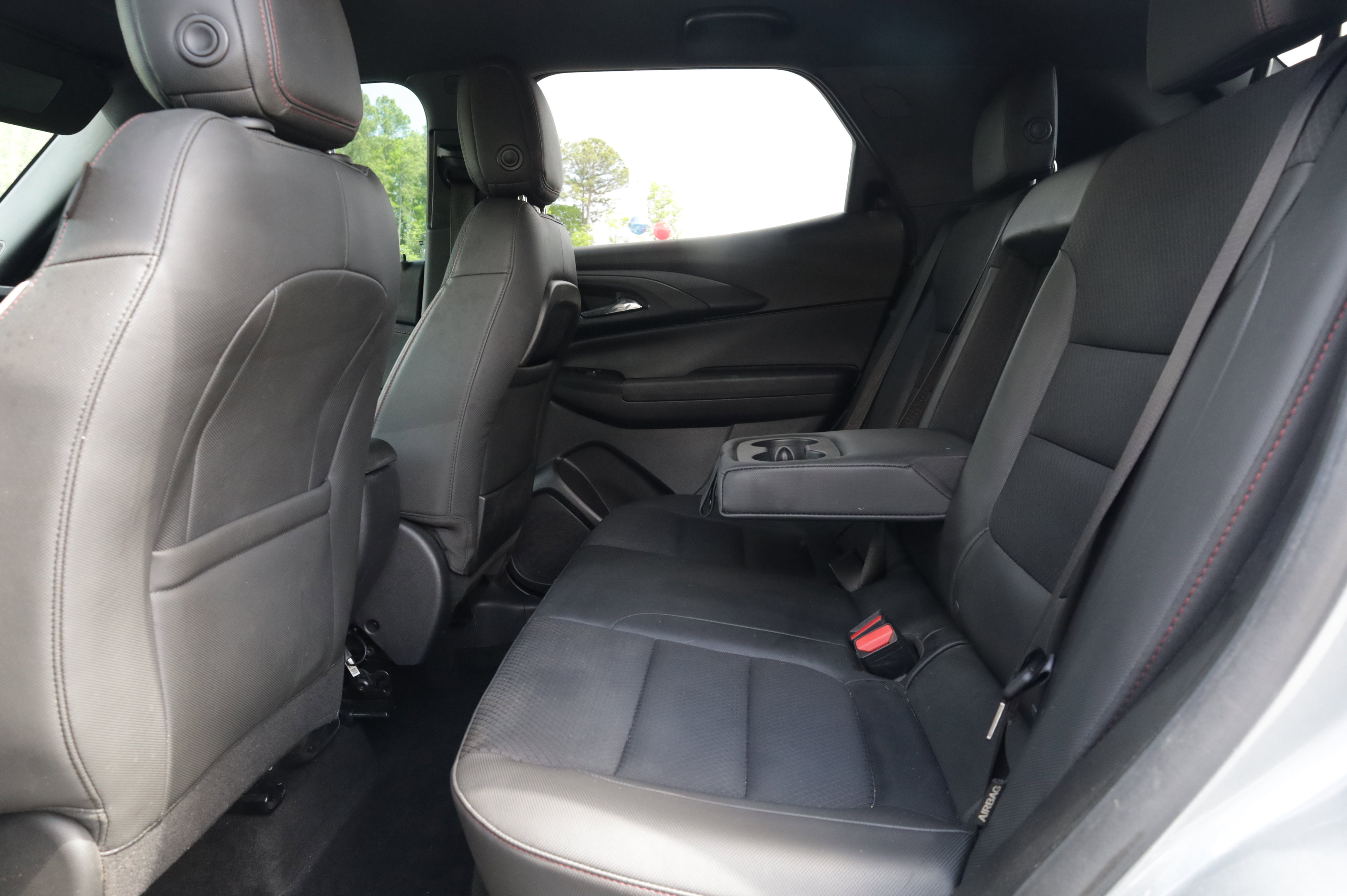 Used 2023 Chevrolet TrailBlazer RS w/ Convenience Package FWD image 14